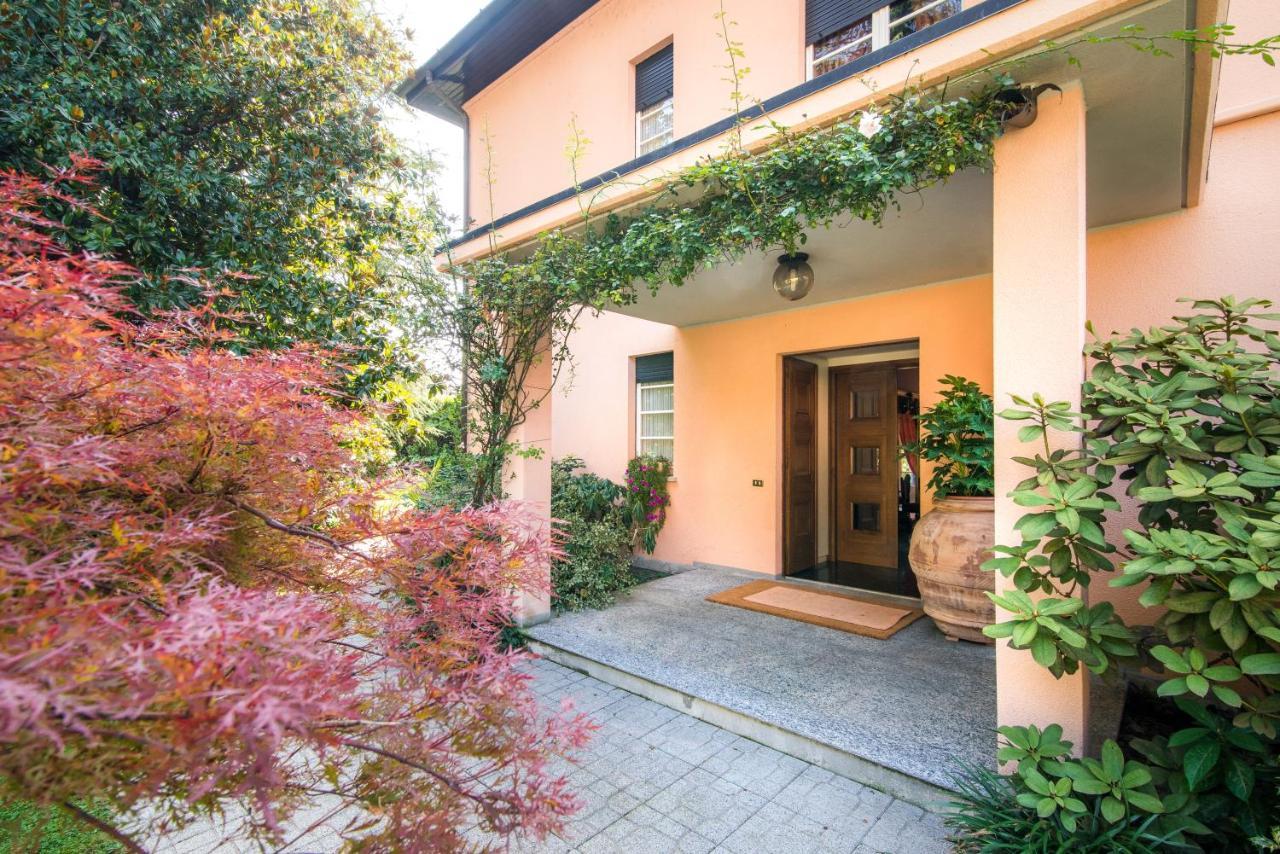 B&B 3 Tigli Maslianico Buitenkant foto