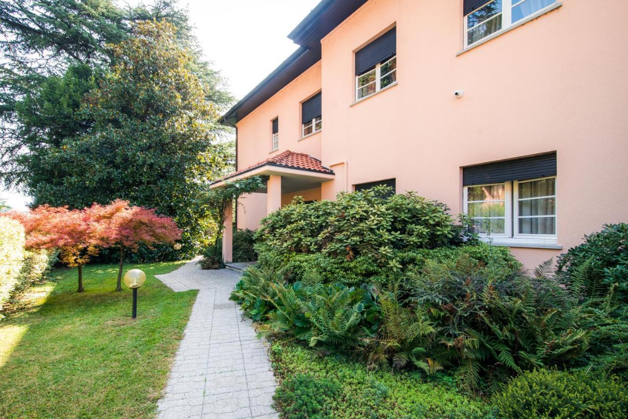 B&B 3 Tigli Maslianico Buitenkant foto
