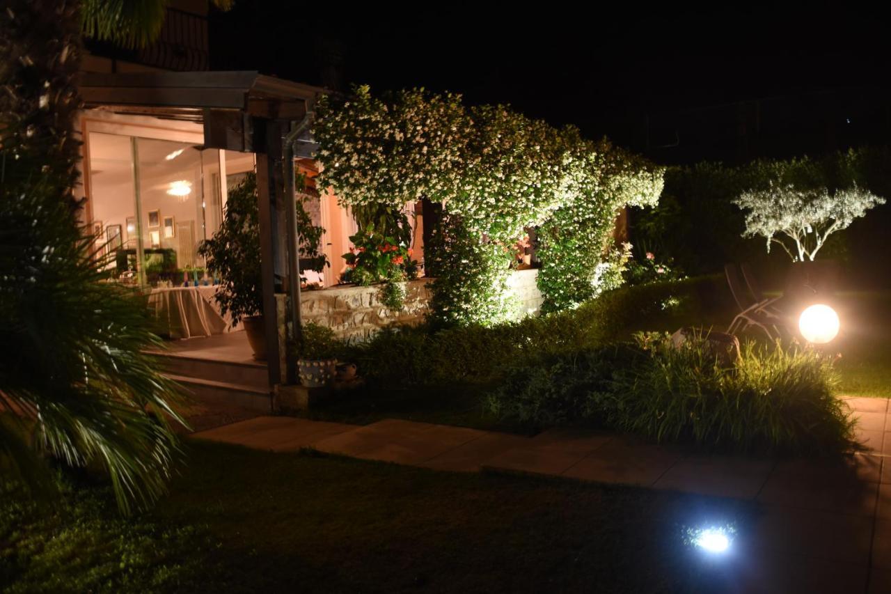 B&B 3 Tigli Maslianico Buitenkant foto